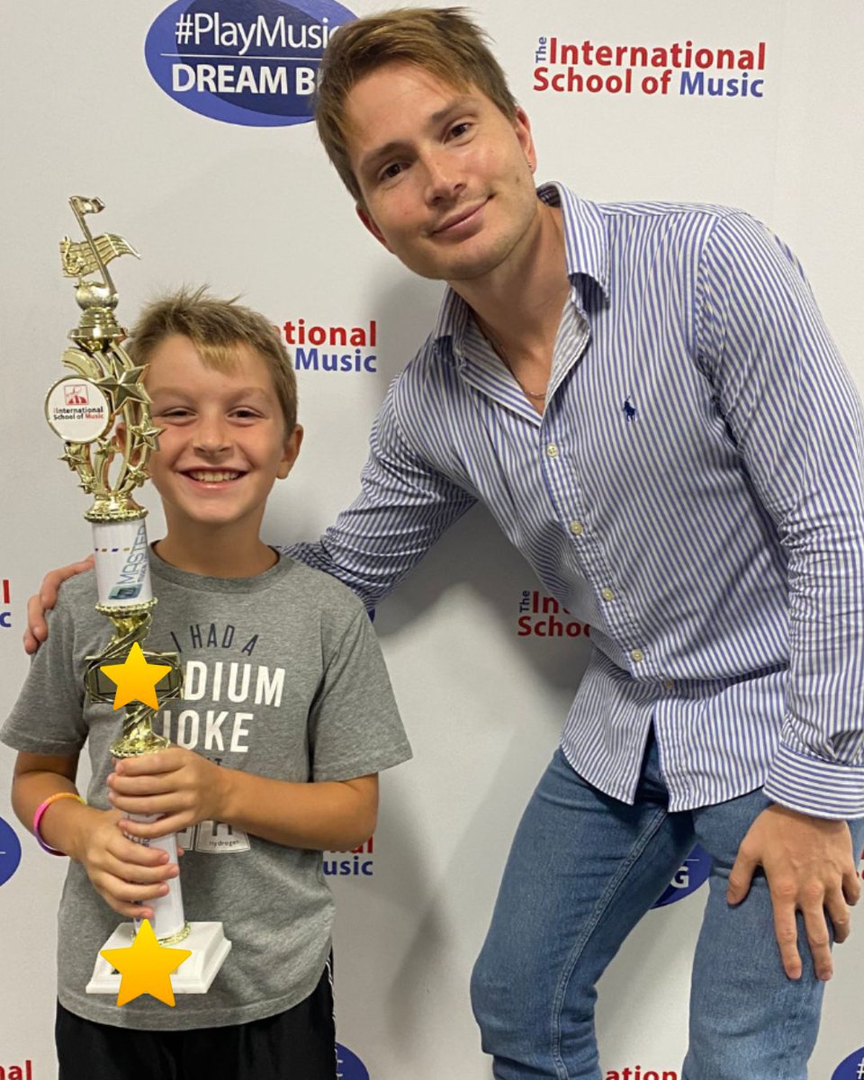 intlschoolmusic's tweet image. 🏆🎶 Turn practice into progress! With ISM’s Musical Ladder system, students earn wristbands and trophies as they reach new milestones—making every achievement worth celebrating. Keep climbing! 🌟

#musicschool #musiceducation #pianolessons #musicteacher #musician #musicforkids