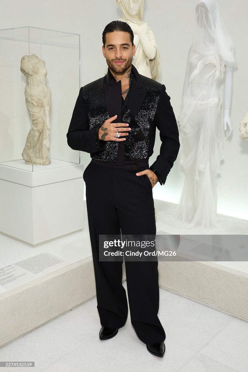 MalumaAccess's tweet photo. Maluma en la #MetGala 2026. https://t.co/JKtPKFWMFP