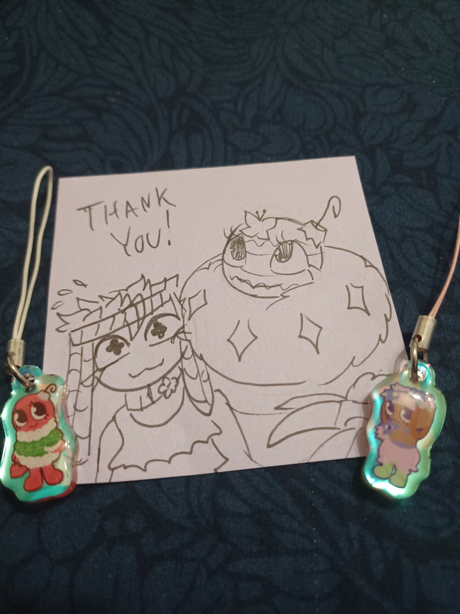 DoomChill's tweet photo. OUUGGH these things are so cute... TYSM @dandyschimera I WILL be cherishing my favorite holiday toons https://t.co/pUIclVkAOl