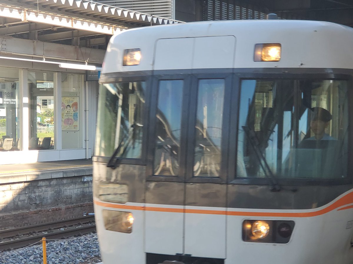 (仮名)momo tweet media