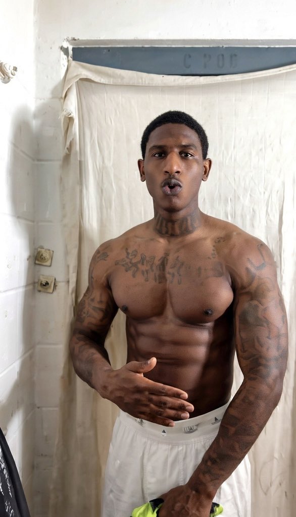 FREAKYFELONS $5.00 tweet media