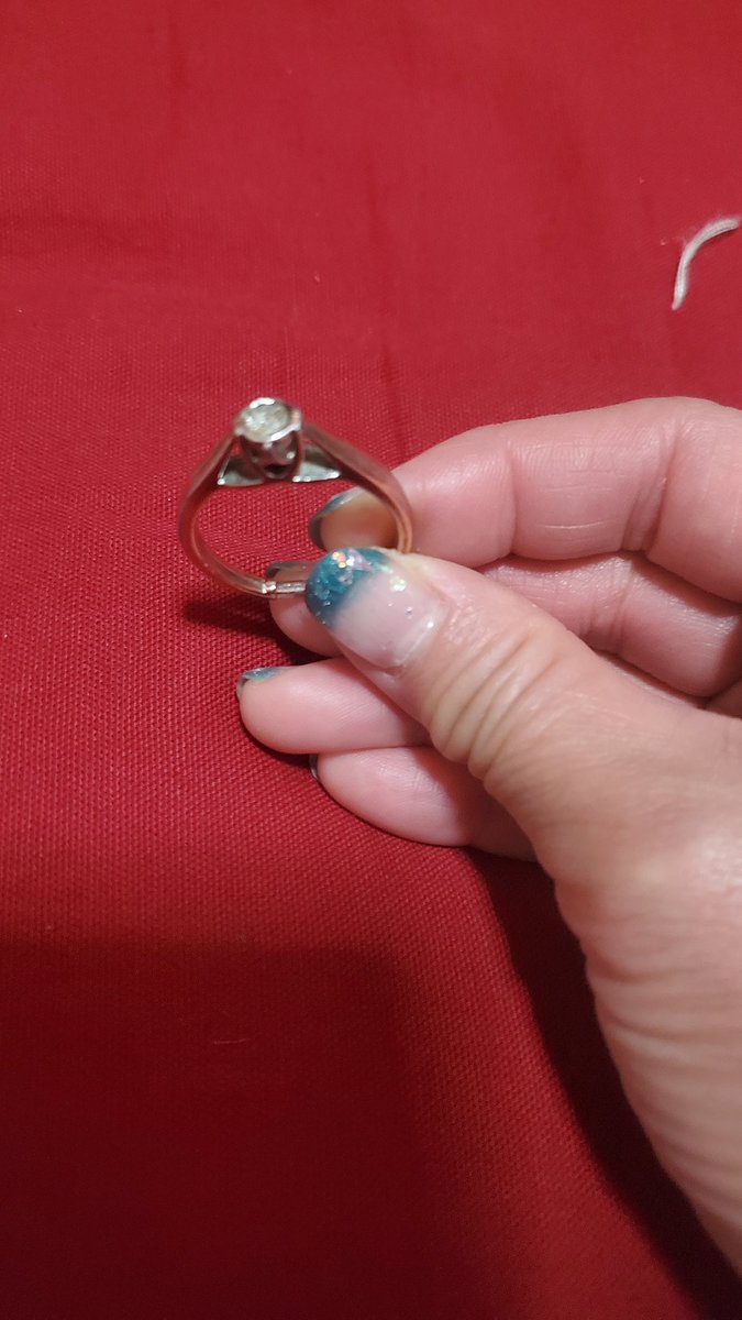 【呪宝】座敷童子様の住まう蔵にて秘蔵されていた指輪　3点おまとめ商品　くー 呪われたケータイ (霊界通信網) ：ぁみ／牛抱せん夏／黒木あるじ／黒