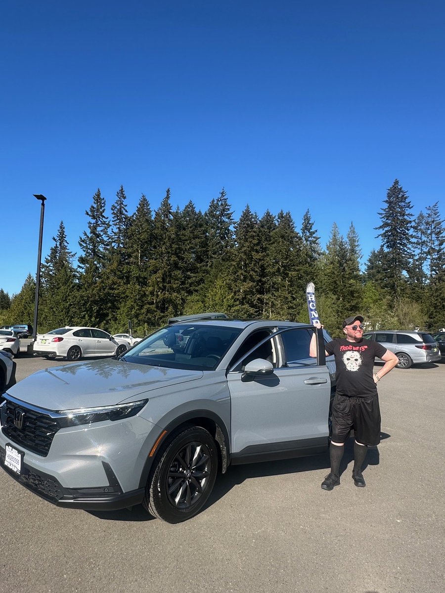 WilderAuto's tweet photo. Congratulations to Jose and Alitzel on your new 2025 Honda Pilot and to Shawhan on your new 2026 Honda CRV! They are happy customers of Brian Piza. https://t.co/JvDvuUbZiX