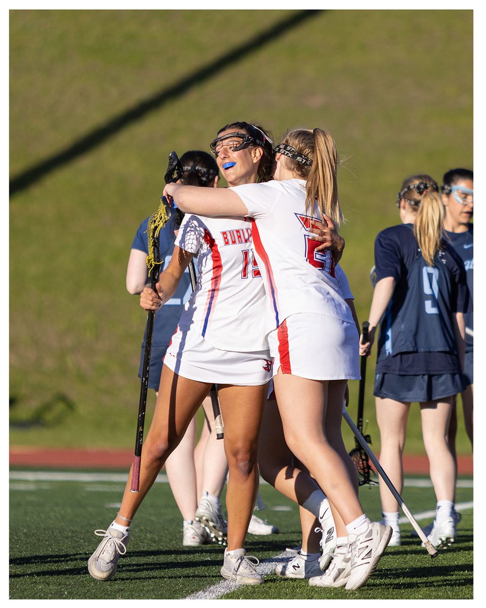 robertsicamedia's tweet image. Senior Night done right. 🥍💐🔥

Burlington Girls Lacrosse celebrates their seniors with a win over Wilmington.

📸: Robert Sica
#GirlsLacrosse #SeniorNight #HighSchoolSports #GameDay