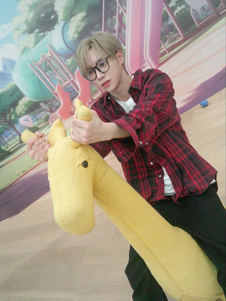 ㅎ tweet media