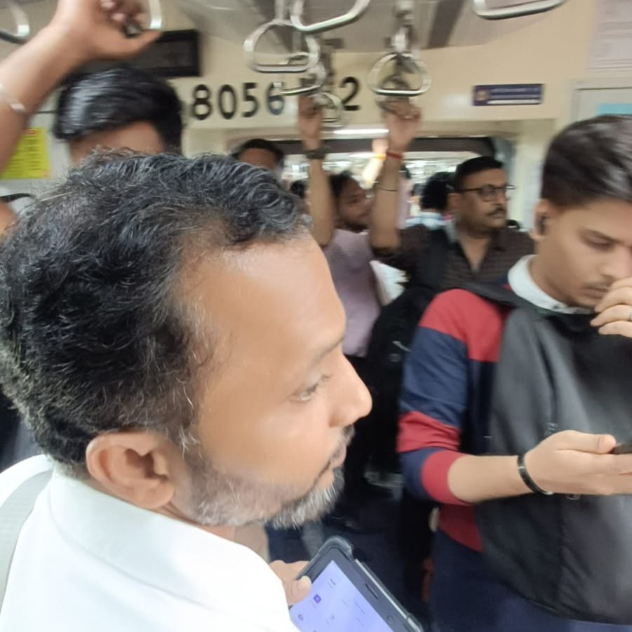 Sr DCM Mumbai CR tweet media