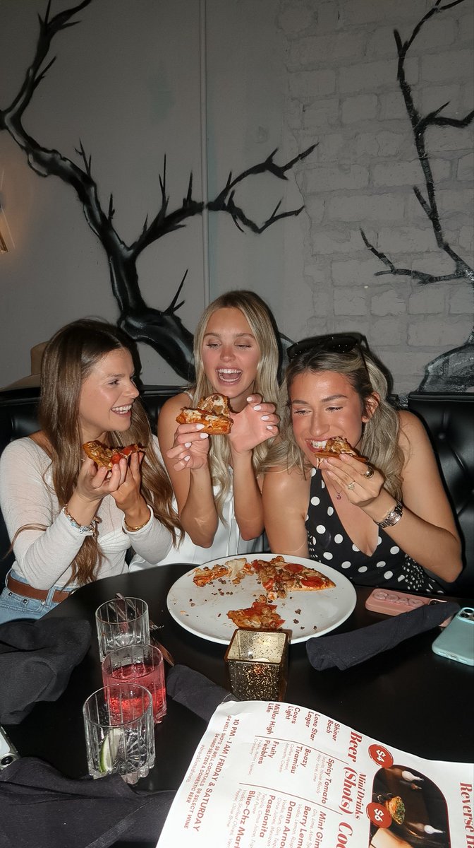Pizza PLEASE 🍕