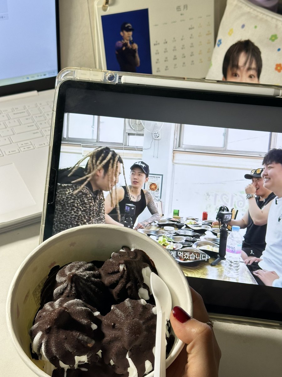 Jayparkssi is so funny just watching it again and again 😂
