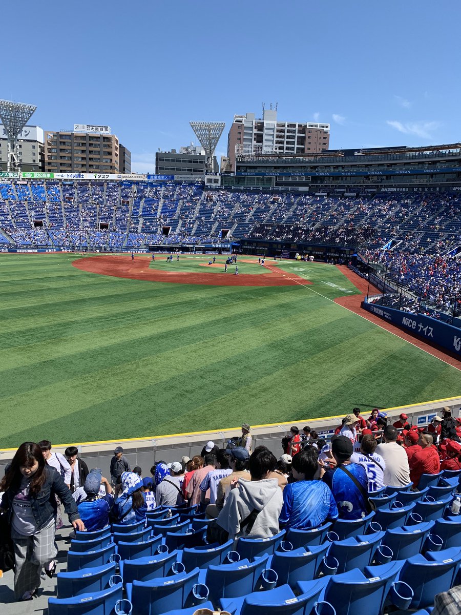 33saesan's tweet photo. 今日はここから。
軍事境界線付近。
#ベイスターズ #baystars 
#ベイスターズファンと繋がりたい https://t.co/Y1xJSBSjj3
