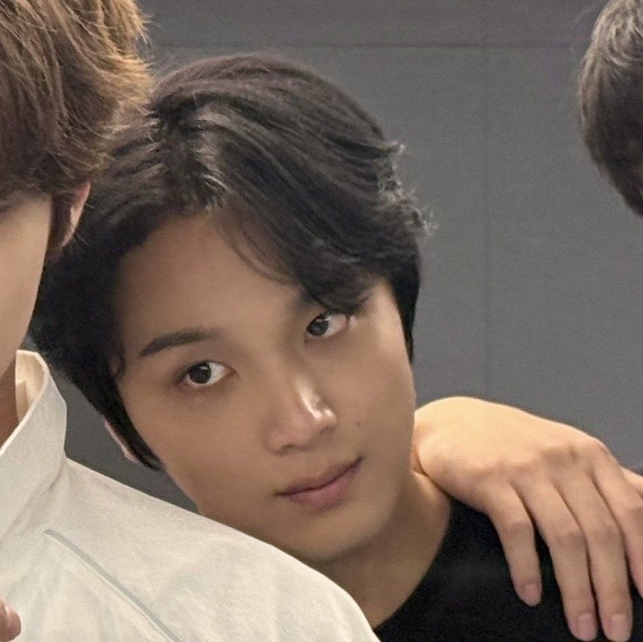 ʕ•Ⱉ•ʔ (@hcbodyguard) on Twitter photo 