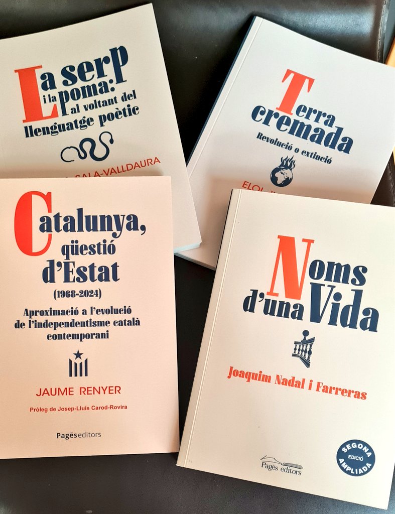 AssaigPagesEd's tweet photo. 'Argent viu', l'assaig de @PagesEditors https://t.co/q71iUc9jk3