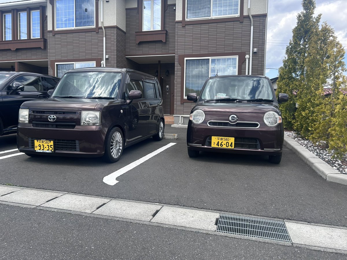 69xi's tweet photo. 内緒のつもりが嫁さんにバレたから。
かわいいココア納車しました
とりあえずラパンの純正ホイールぶち込んだだけ https://t.co/XyLlzUEUna