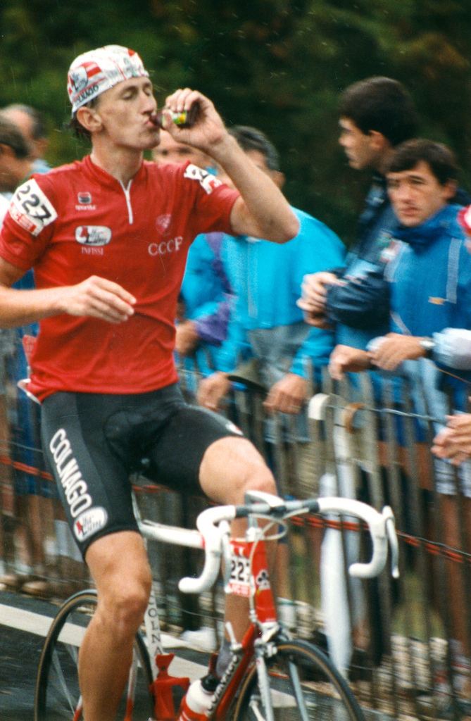 Cyclingbottle's tweet image. Dimitri Konyshev is the only male Soviet rider who won a medal at the Worlds. 

The Soviet women took 21(!) medals, including 3 titles and are still 7th in the overall medal table, despite not existing anymore for 35 years.

#cycling