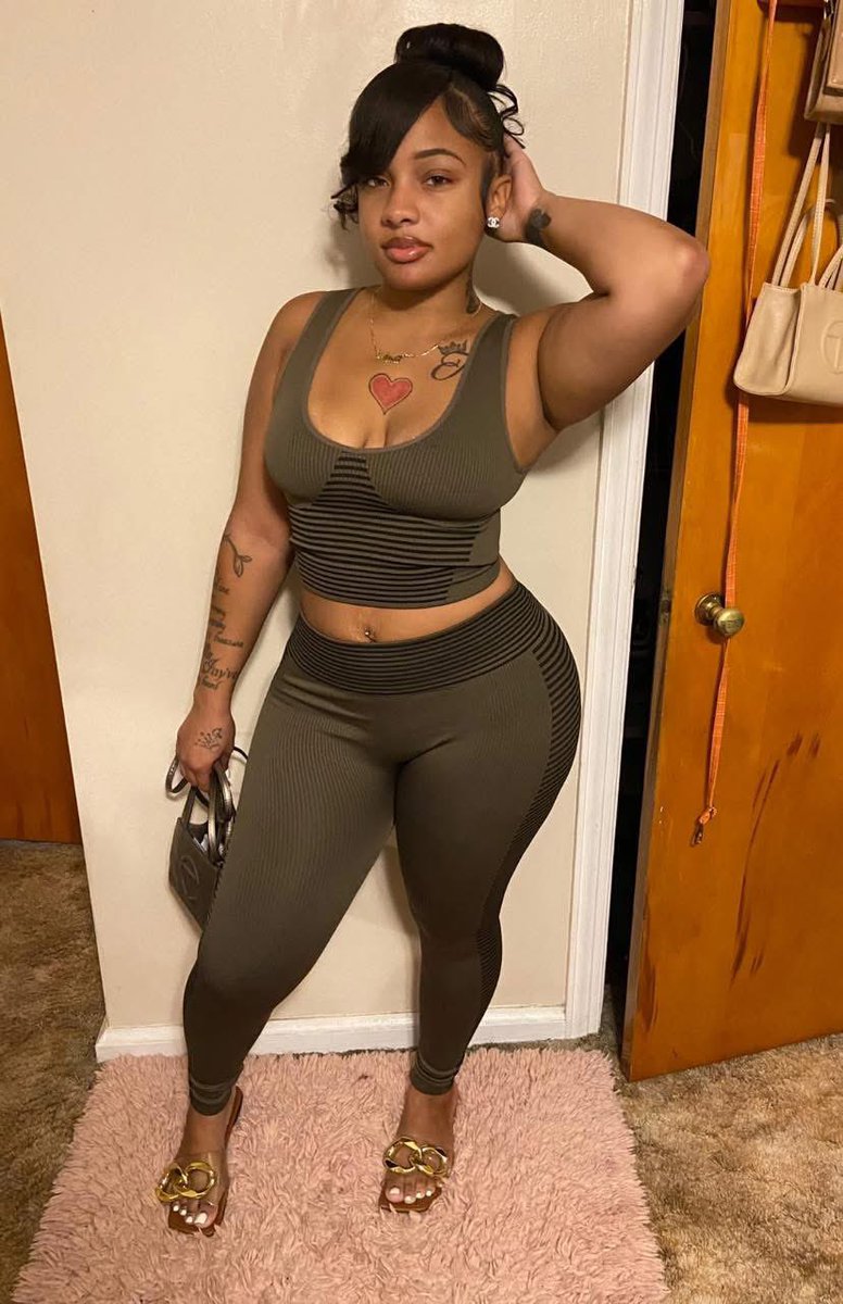 Kira Marie tweet media
