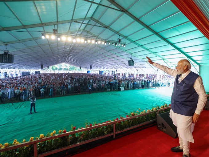 BJP4BlrSouth's tweet image. Story | aninews.in/news/national/…… #PMModi #Congress #UDF #KeralamelectionsPM Modi congratulates Congress-led UDF for victory in Keralam polls  Read@ANI