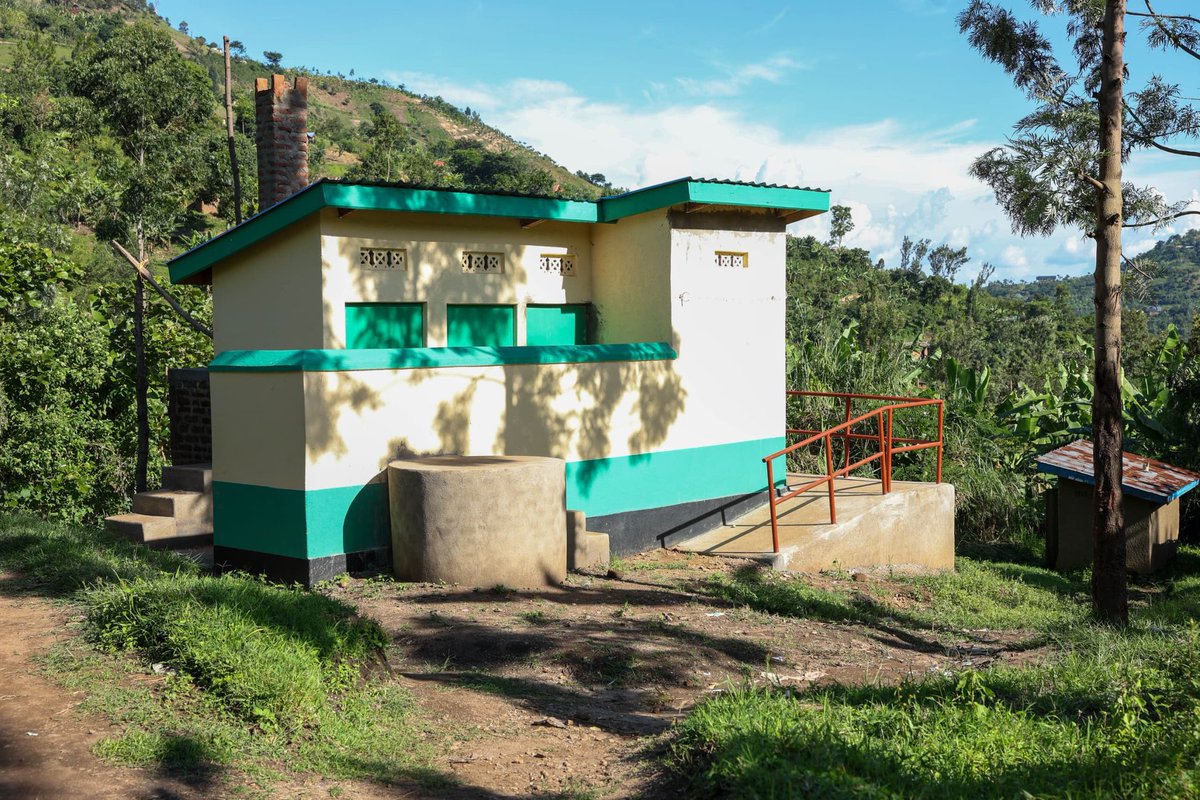 Env_Alert's tweet photo. RESILIENT COMMUNITIES TO HEALTH AND CLIMATE CHANGE HAZARDS IN UGANDA. 
@SuedwindAustria in partnership with Environmental Alert  as the implementing partner, successfully equipped communities with sustainable livelihood options as one of the components of the Project. https://t.co/kLuz2S5S4b