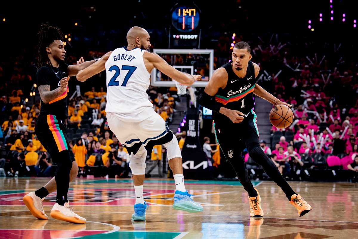San Antonio Spurs tweet media