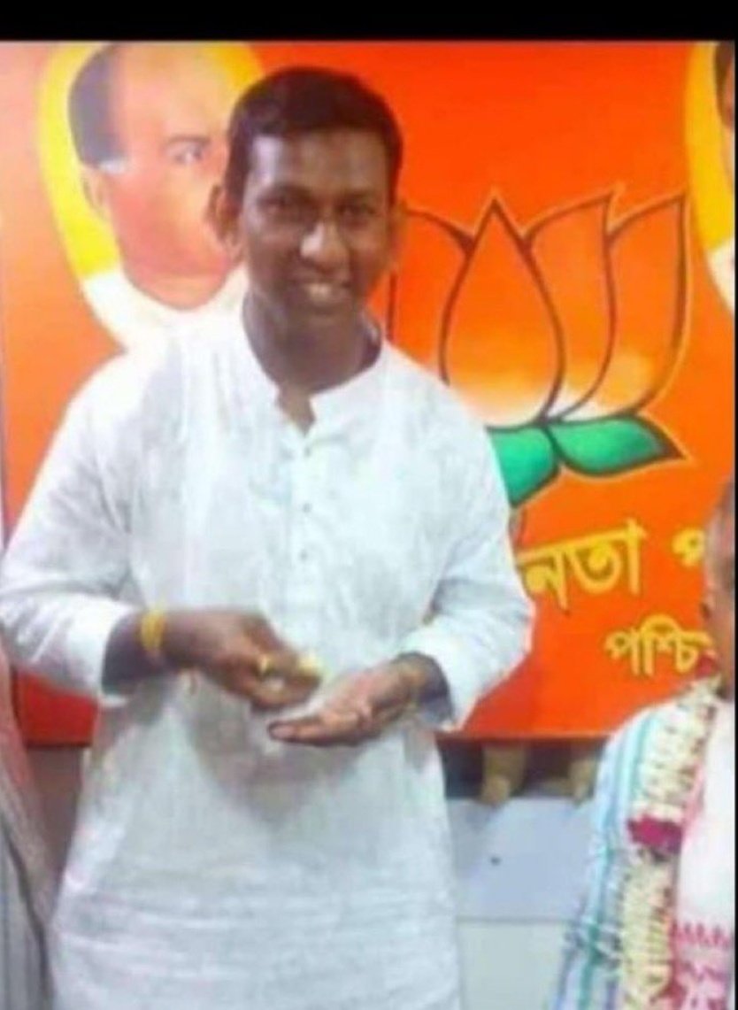 मी भारतीय tweet media