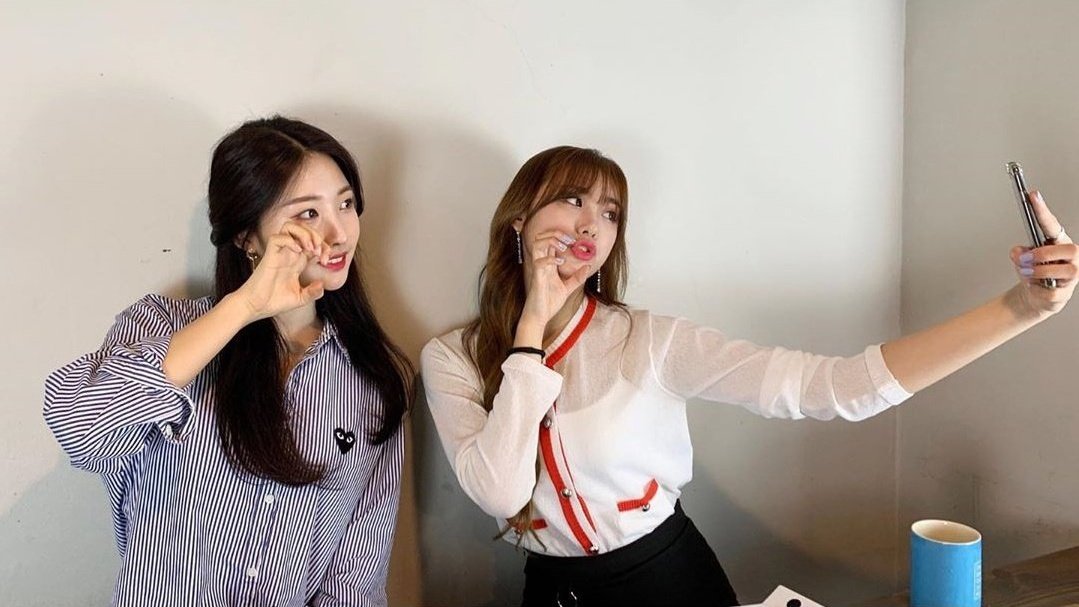 ever4dolls's tweet photo. Última parada antes de irnos a mimir porque hoy es el tan esperado #𝚋ᥙbbᥣᥱお茶rᥱ𝐭urn y obviamente ninguna de nosotras nos lo podíamos perder. Ya estamos en el #𝐭aթ𝒾o͞caーco𝚍ᥱ 🧋 a punto de disfrutar de este gran #𝐭een𝑓rǝsh·잔소린. ♡

𝐗Ø𝐗O ' ✫ #𝐻i𝕪o𝕣i 🧚🏻‍♀️ https://t.co/gOXKYDwKAs