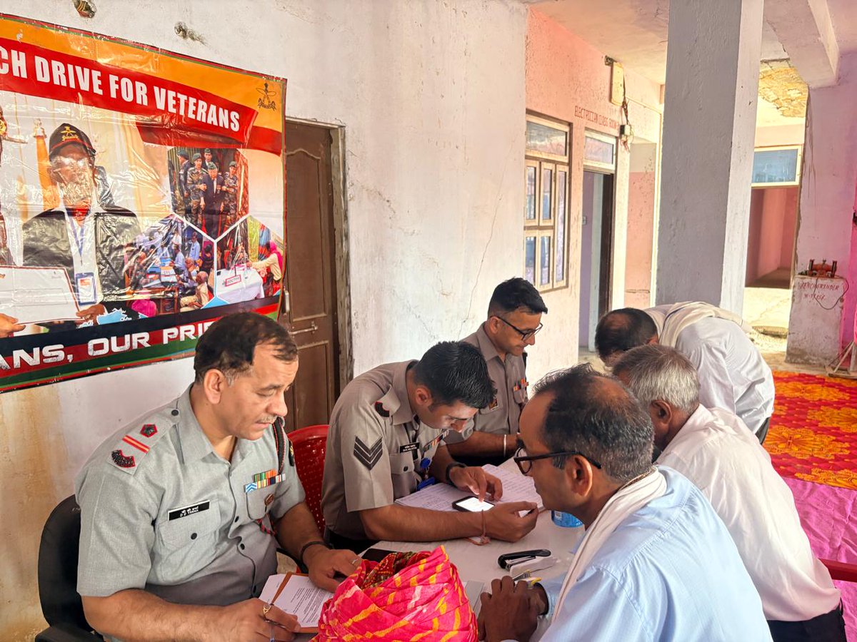 official_dgar's tweet image. ASSAM RIFLES STRENGTHENS VETERAN WELFARE THROUGH OUTREACH DRIVE IN RAJASTHAN
#AssamRifles successfully conducted an Outreach Drive at Dausa, Rajasthan on 04 May 2026, witnessing an overwhelming participation of approximately 30 ARESM and NOKs. The drive addressed 06 grievances,