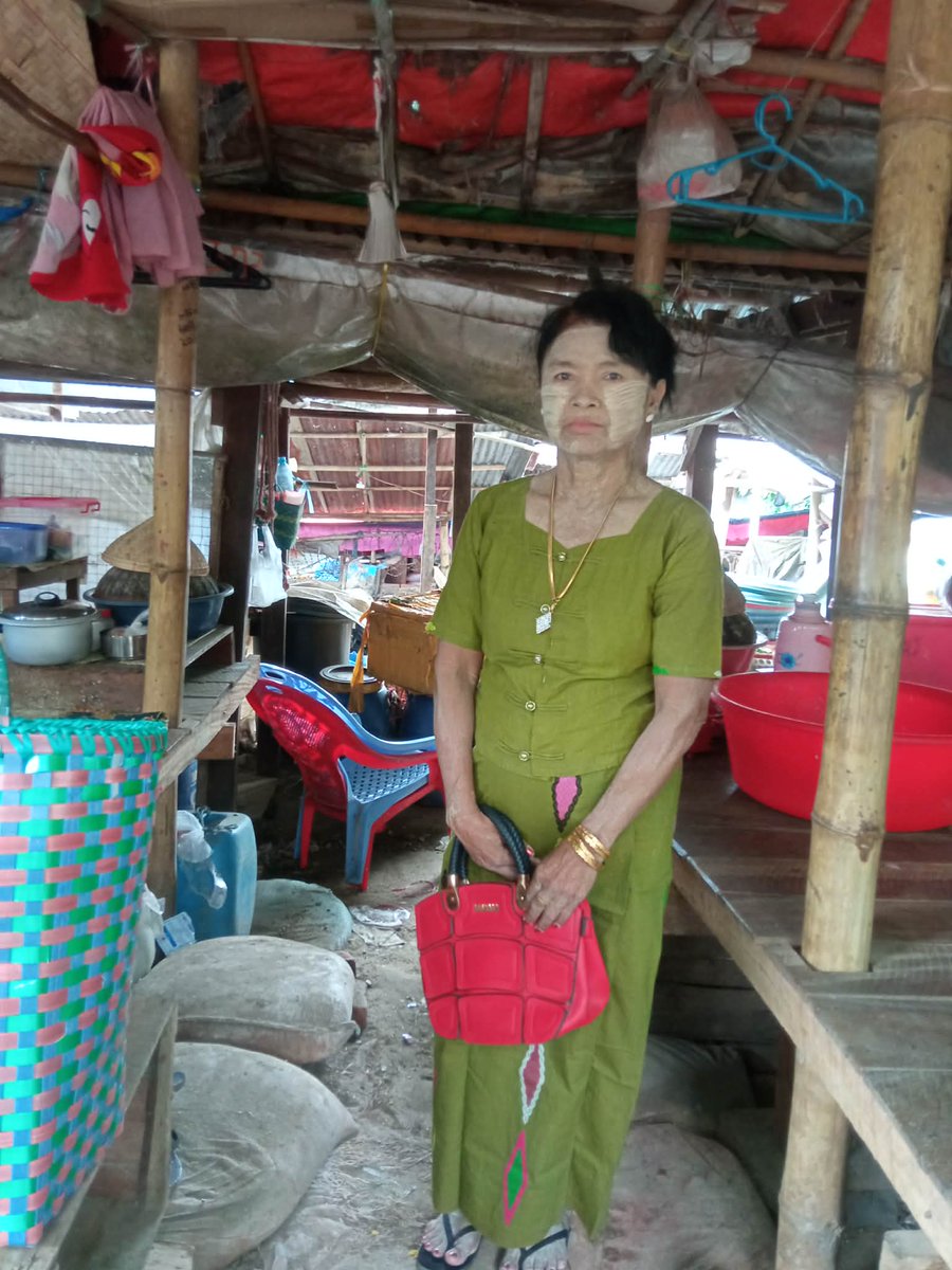 အနိူၚ်းမဲ့ မေမေ tweet media