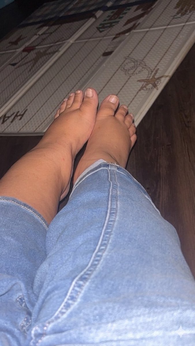 Velvet Toes 👣 tweet media