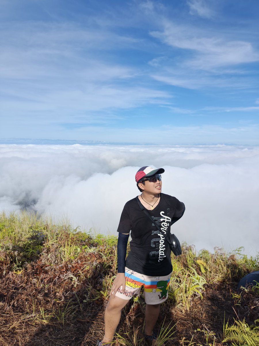 EIPOI's tweet photo. Kolon Peak, Tampakan, So. Cot.

#Hiking
#Adventure
#Sox https://t.co/Sqb3pOVMEj