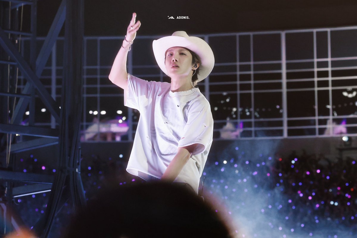 260503 BTS WORLD TOUR ‘ARIRANG’ in EL PASO D2

#제이홉 #정호석 
#JHOPE #ジェイホープ <a href="/BTS_twt/">방탄소년단</a>