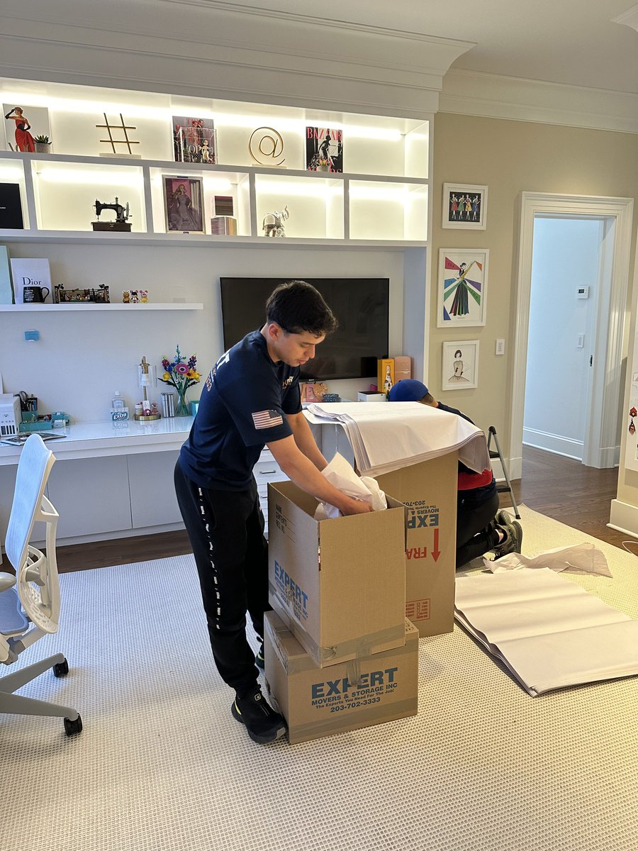 xpertmover's tweet image. Instead of worrying about how to pack everything, let experts handle it while you focus on your new journey.

🌐 Visit Our Website at expertmoversstorage.net
#ExpertMoversStorage #ProfessionalPackingServices #StressFreeMoving #MovingMadeEasy #PackingExperts #LocalMovers