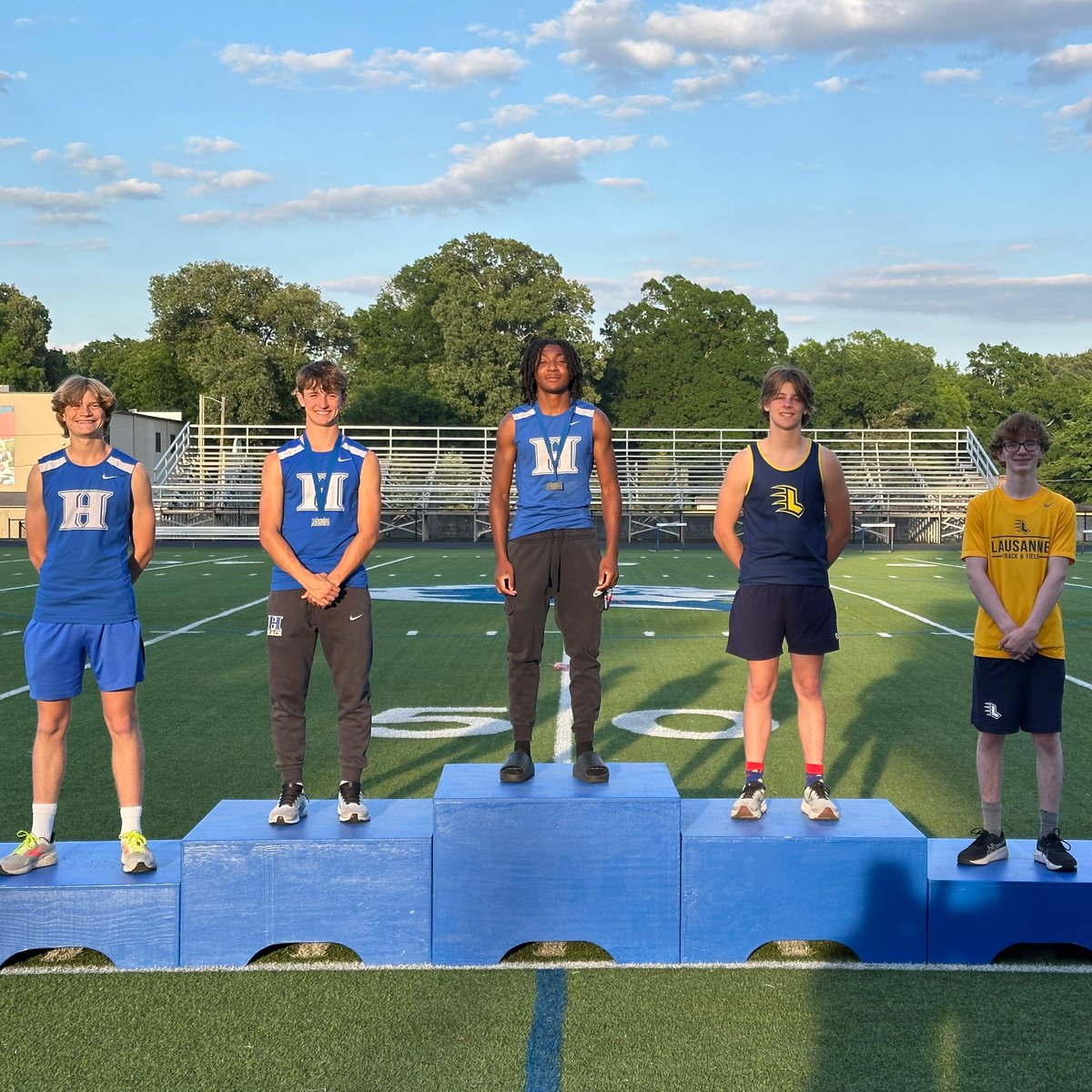 HALionsLive's tweet photo. 🏅 🏅 Our pole vaulters sweep the region titles in pole vault!

Esther Leyshon wins the girls competition. Muriel Kelly finishes 2nd. 

Jayden Mays wins the boys side, with Cole Butler in 2nd. 

All four athletes are STATE BOUND! https://t.co/8yq8KPXSuO