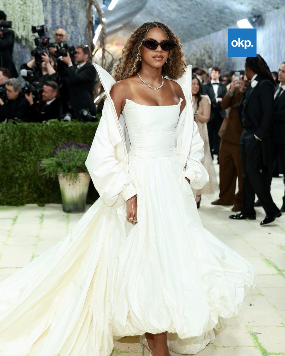 Blue Ivy makes her #metgala debut 📸