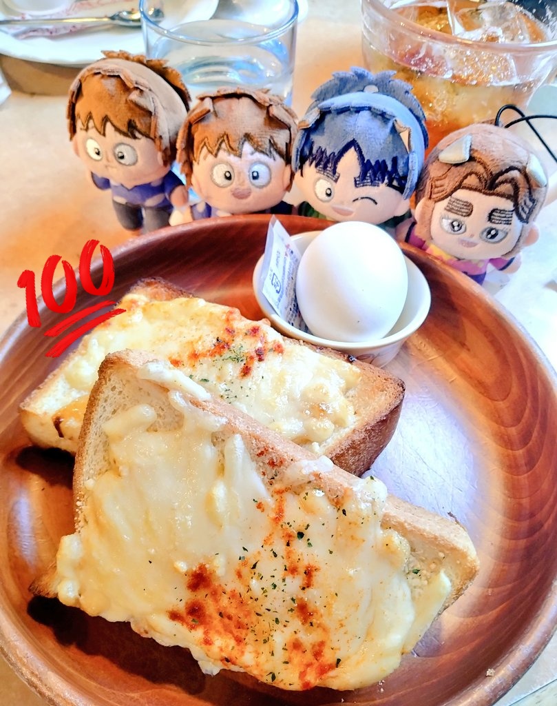 おはモーニング☀　
ばっちりカメラ目線のさぶろくん👀✨
#ほわぬいといっしょ