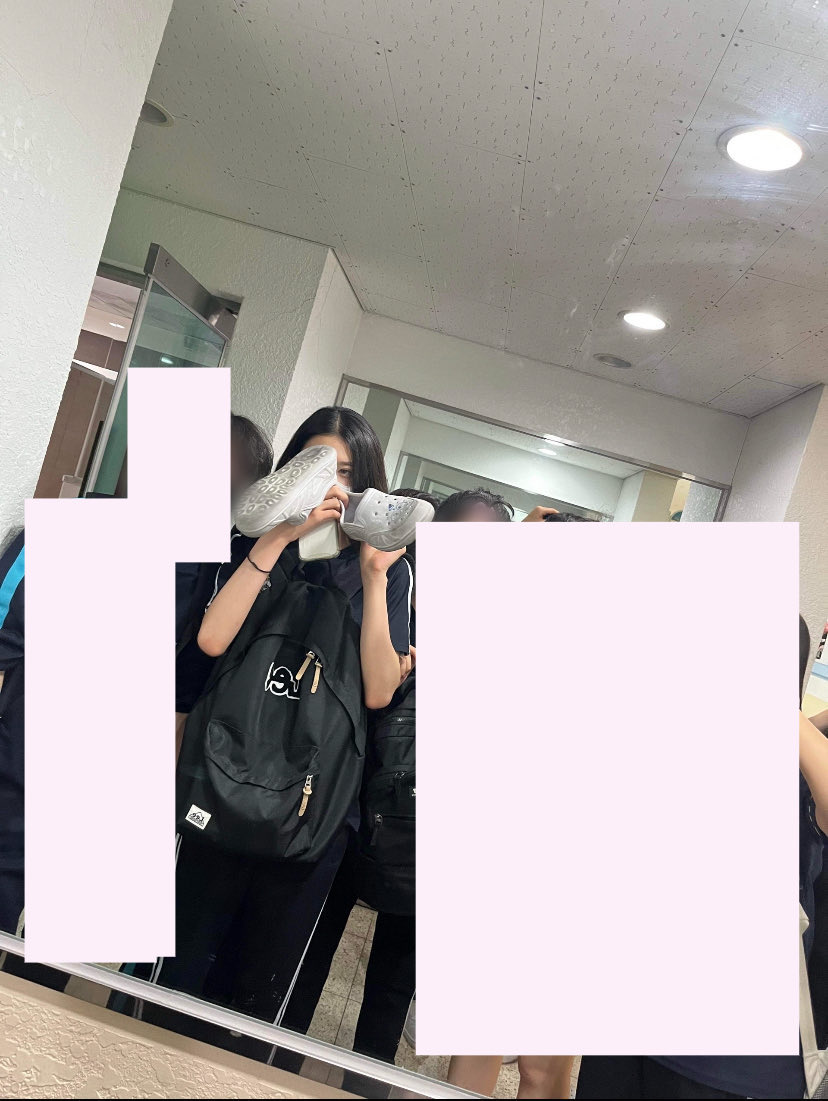 투투 tweet media