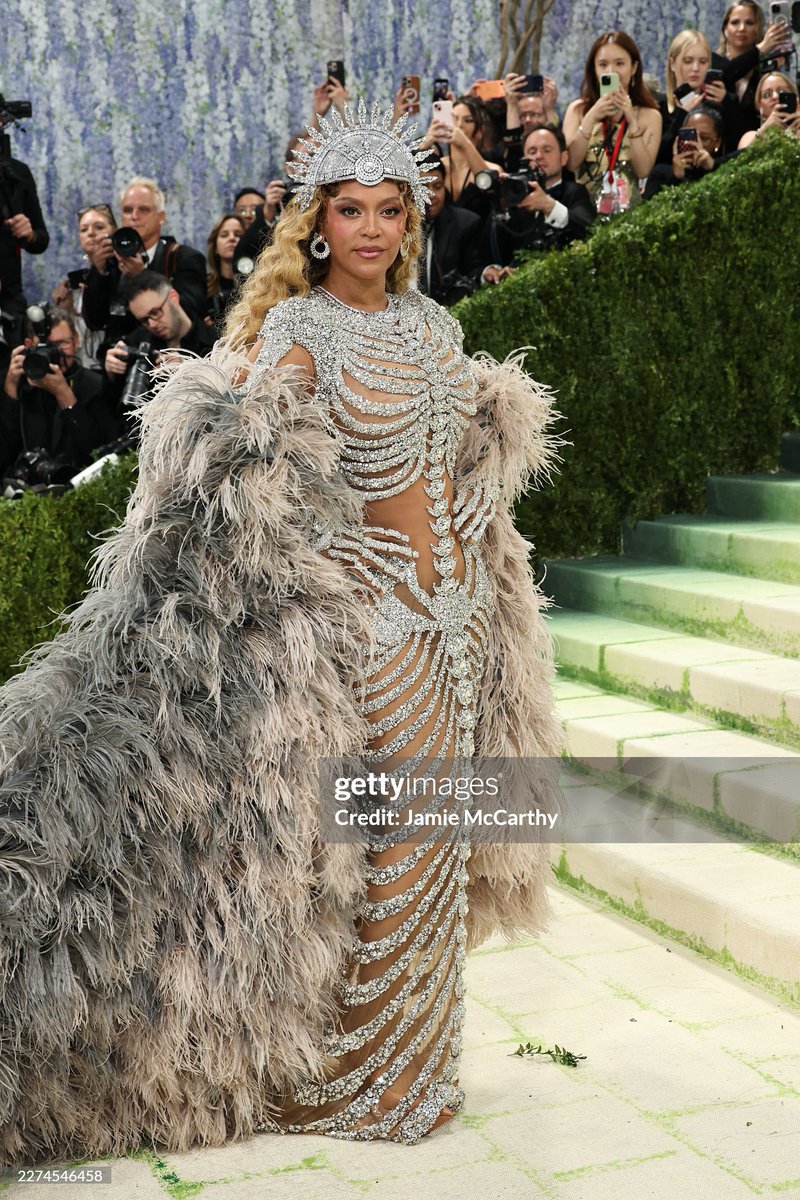 It’s the Bey Gala now

#MetGala 
#BeyGala