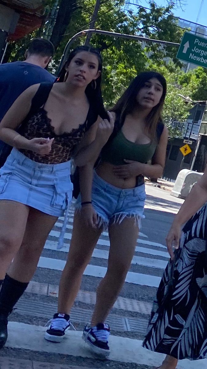 bairesqueens tweet media