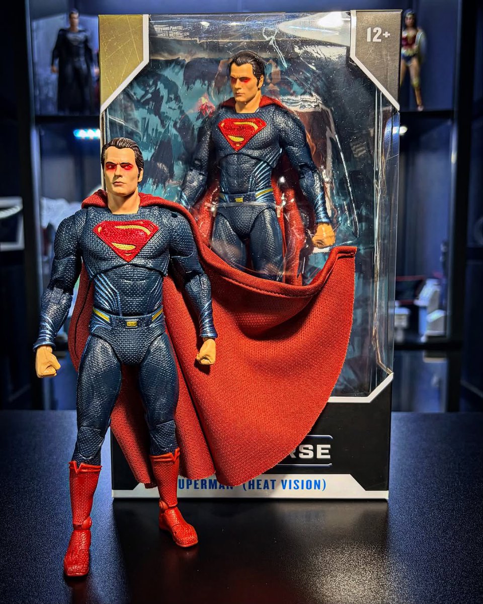 ActionActionFig's tweet image. A look at McFarlane Toys, Batman v Superman: Dawn of Justice - Superman (Heat Vision)!

PC - @house_of_geekery IG

#ActionFigure #DCComics