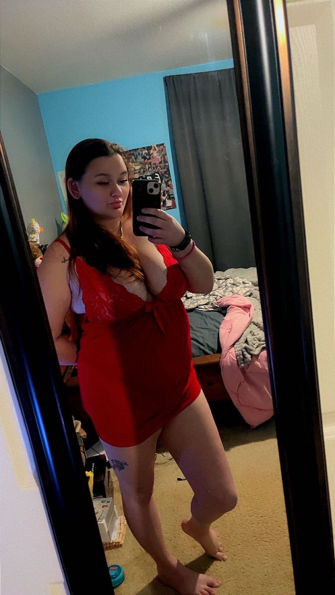 MagicalTatorTot's tweet photo. Heyy guys I’m active and selling content 💋 #sellingcontent https://t.co/5cN7jejxED