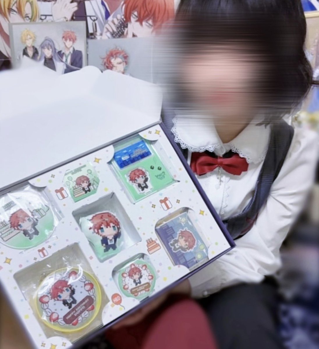 藍 tweet media