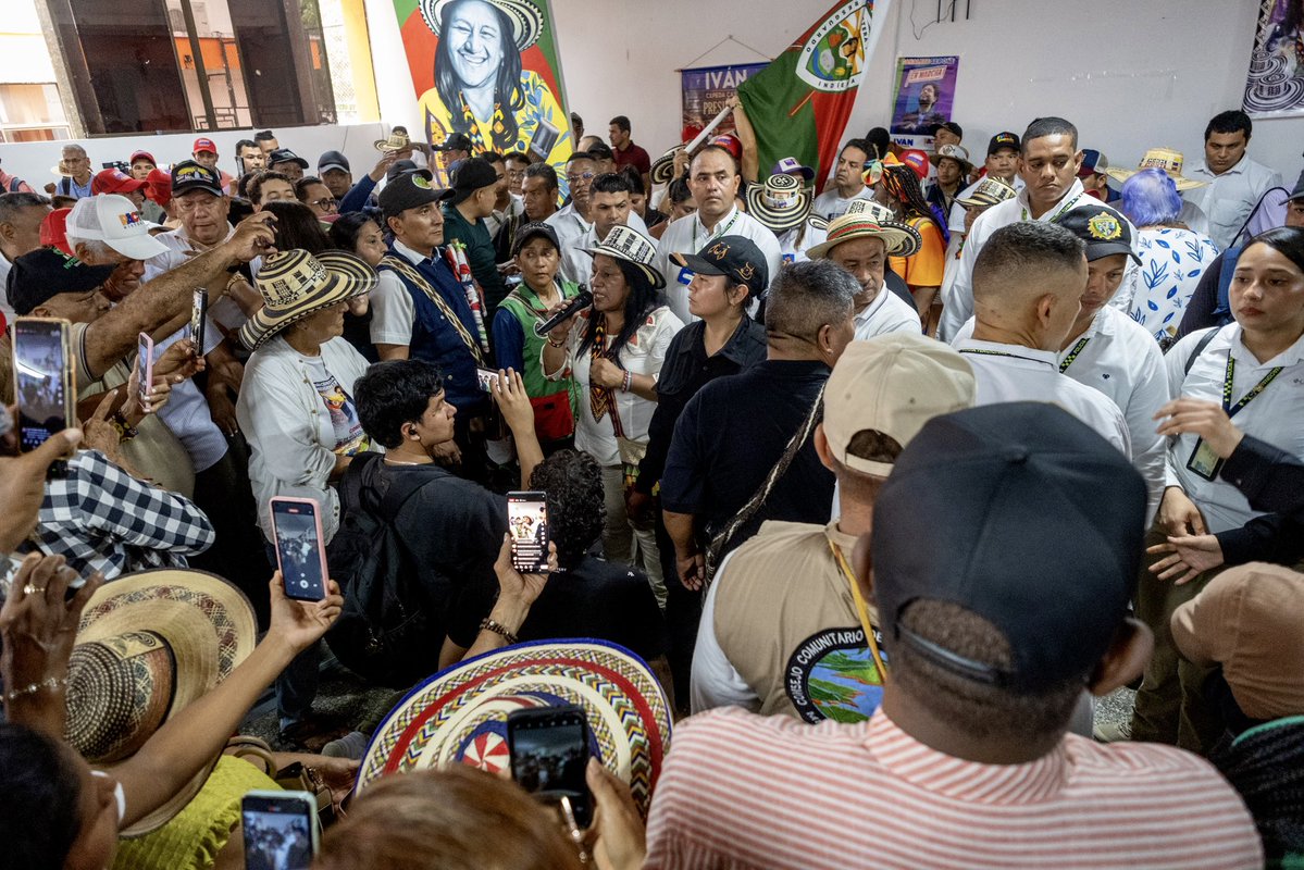 ❤️💙💛 GRACIAS MONTERÍA, CÓRDOBA 💛💙❤️

Seguimos adelante y volveremos con la fuerte convicción que debemos seguir sumando esfuerzos por y para Colombia.

El cambio continúa, porque es el tiempo de los pueblos y el camino siempre será la vida.