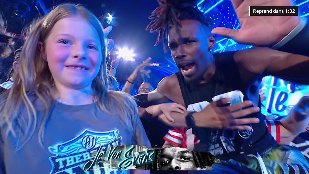 RhodesKotaEra's tweet photo. This entire entrance that we just saw is exactly why I love Je'Von Evans 

He loves the people, he understands the younger people that are there

He's not only a great wrestler but has great charisma and a great heart.

What a guy ❤️

#WWERaw https://t.co/qonNQKeuuP
