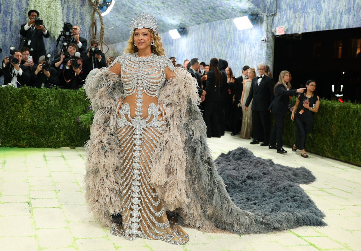 Beyoncé Access tweet media