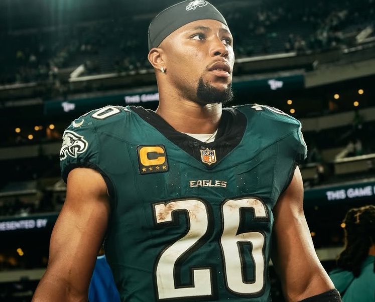 QuayLJones3's tweet image. 👀 The Six Most Likely 2026 MVP Winners:

1. Jalen Hurts
2. Matthew Stafford 
3. Saquon Barkley 
4. Lamar Jackson
5. Joe Burrow
6. Josh Allen 

Here are my six most likely MVP winners for the 2026 season! Thoughts? What would you change? 👀💭🤔

#Eagles