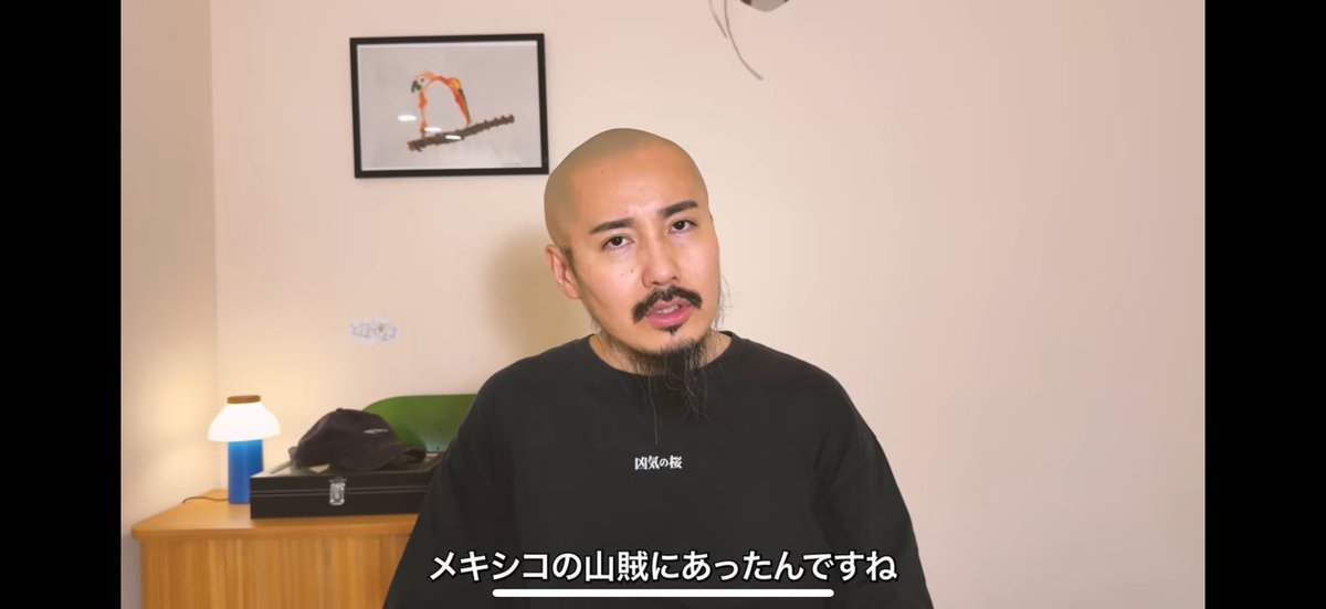 e_yamaguchi's tweet photo. アクセサリーの紹介動画を撮りました。メキシコの山賊の話、子犬と嘘をついて成犬を連れて帰った話も。URLは続きに↓ https://t.co/80Yurq0c9r