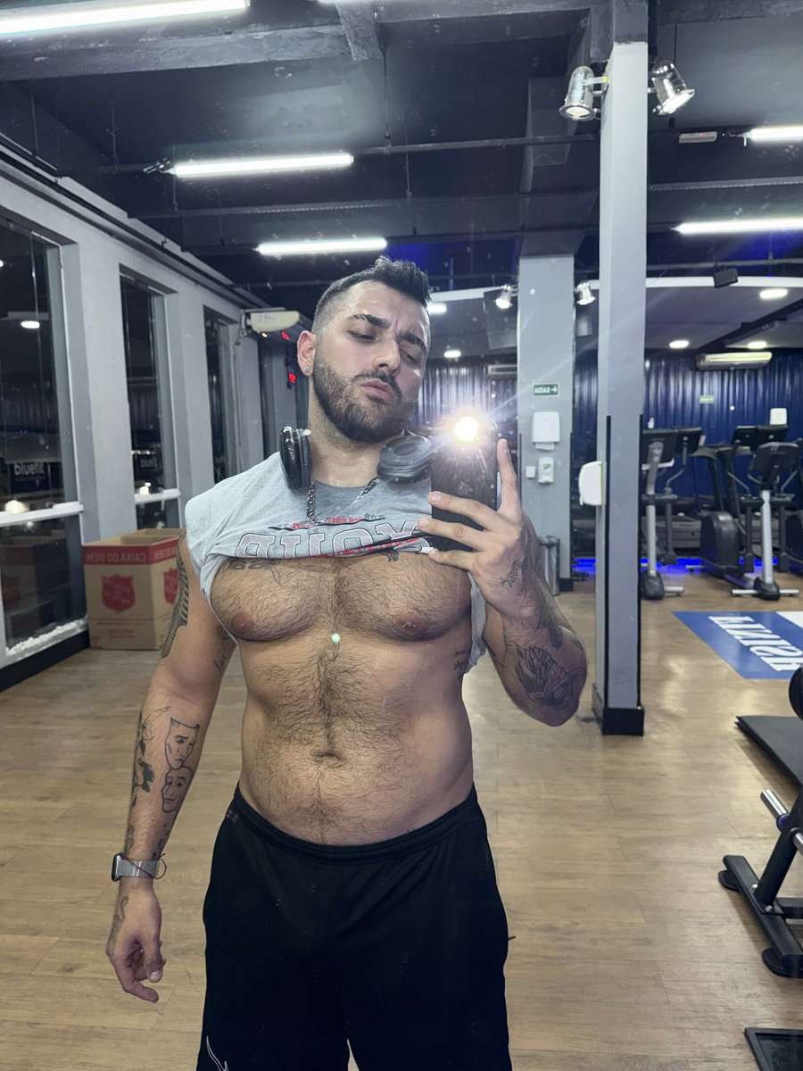 Gabe tweet media