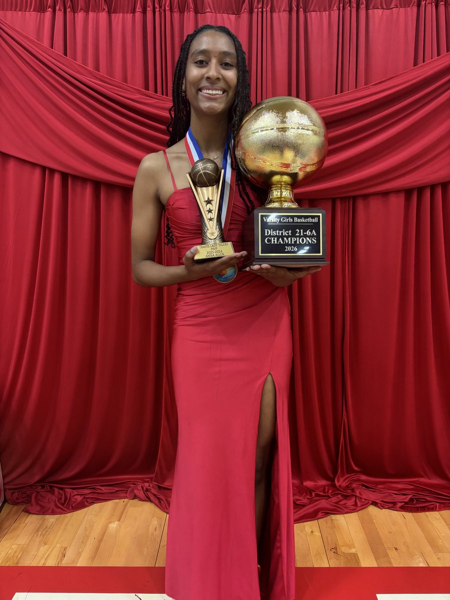 AnisaAllen20's tweet photo. Won MVP and First Team All District 2 years in a row! https://t.co/ABbk8NBLuQ