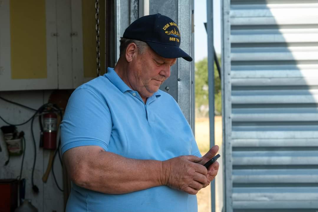 Sexy John Tester. Those forearms!