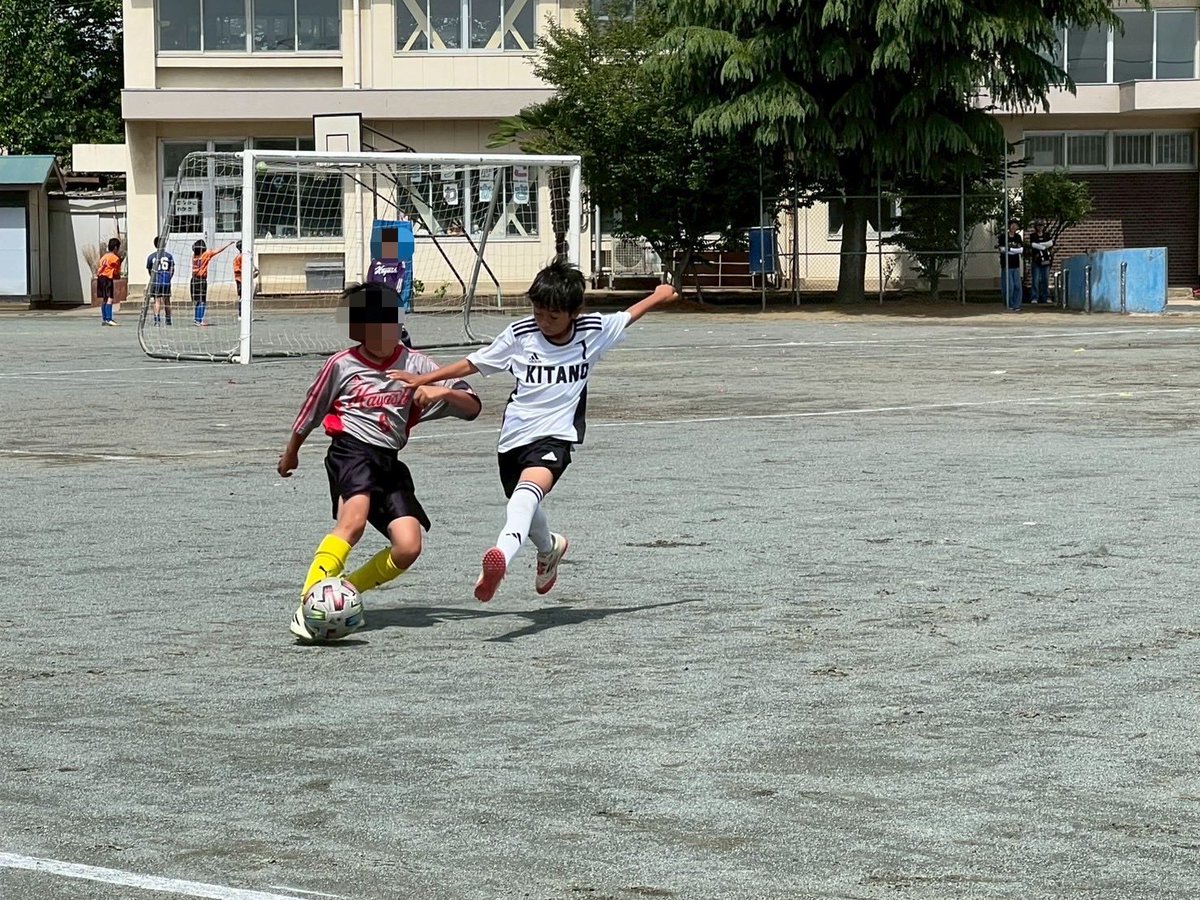 ClubKitano's tweet photo. 5/4  4年  春季育成リーグ西地区予選

三ヶ島 2-1（ｱｷﾄ,ﾂﾊﾞｻ）
前半、後半ともに早い時間帯に得点でき、良い展開でした!
パス、ドリブルどちらがよいか、状況を把握し早い判断ができると良いですね!!
ボールホルダーのために、ボールを受ける動きを🏃
※TM 宮前2-0（ｱｷﾄ,ﾓﾓﾄ）若狭0-0） https://t.co/GdF5HgyWZH