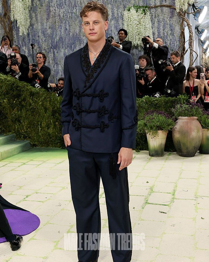 Male Fashion Trends tweet media