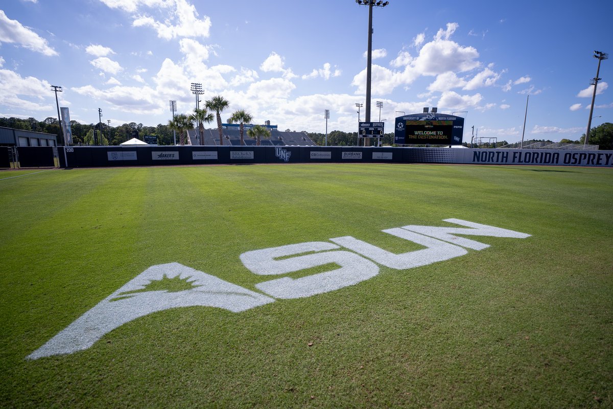 ASUNSports's tweet photo. name a better view 🥎🌴 https://t.co/oLekxDSC1t