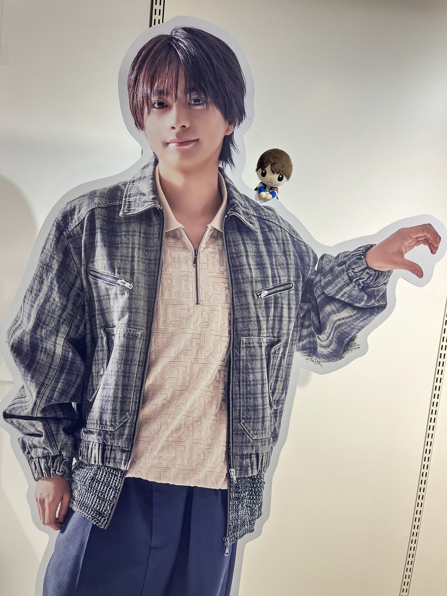 みん tweet media